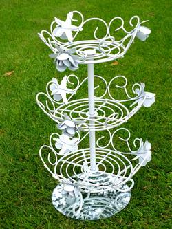Round or cup cake stand